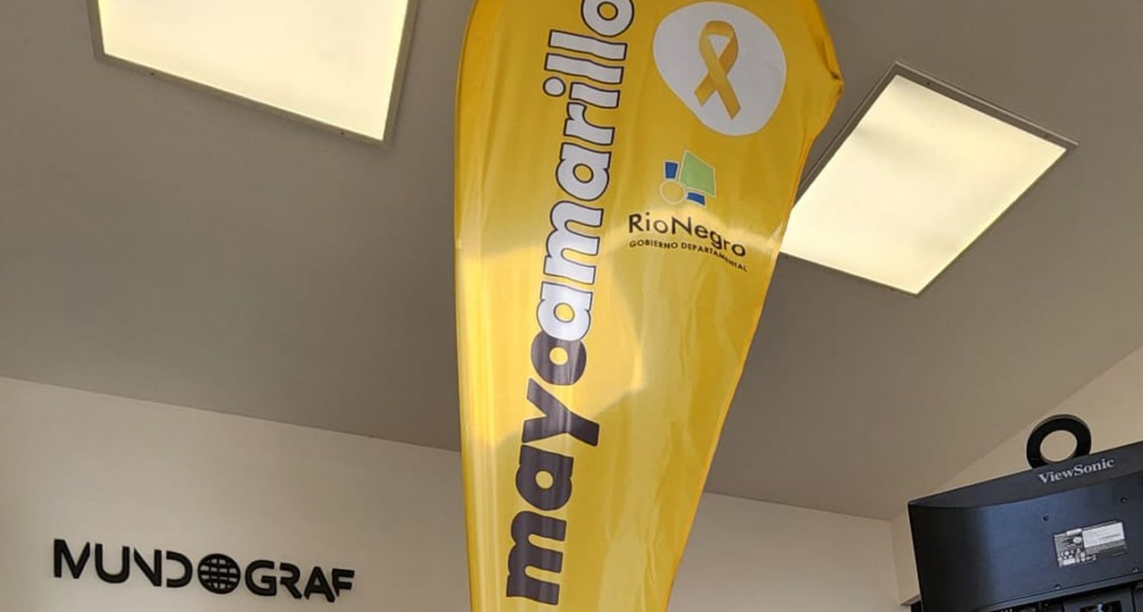 Banner publicitario tipo lágrima — Mayo Amarillo